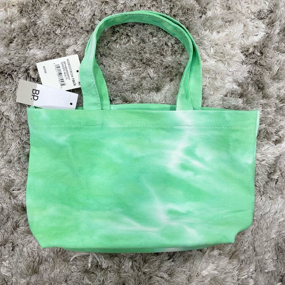 BP brand beach bag